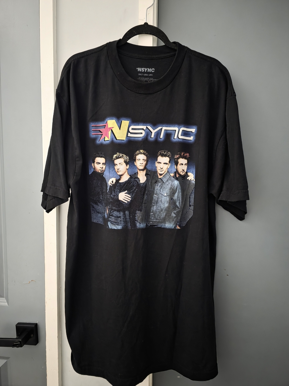 Men's Black Graphic Band Tee - Black